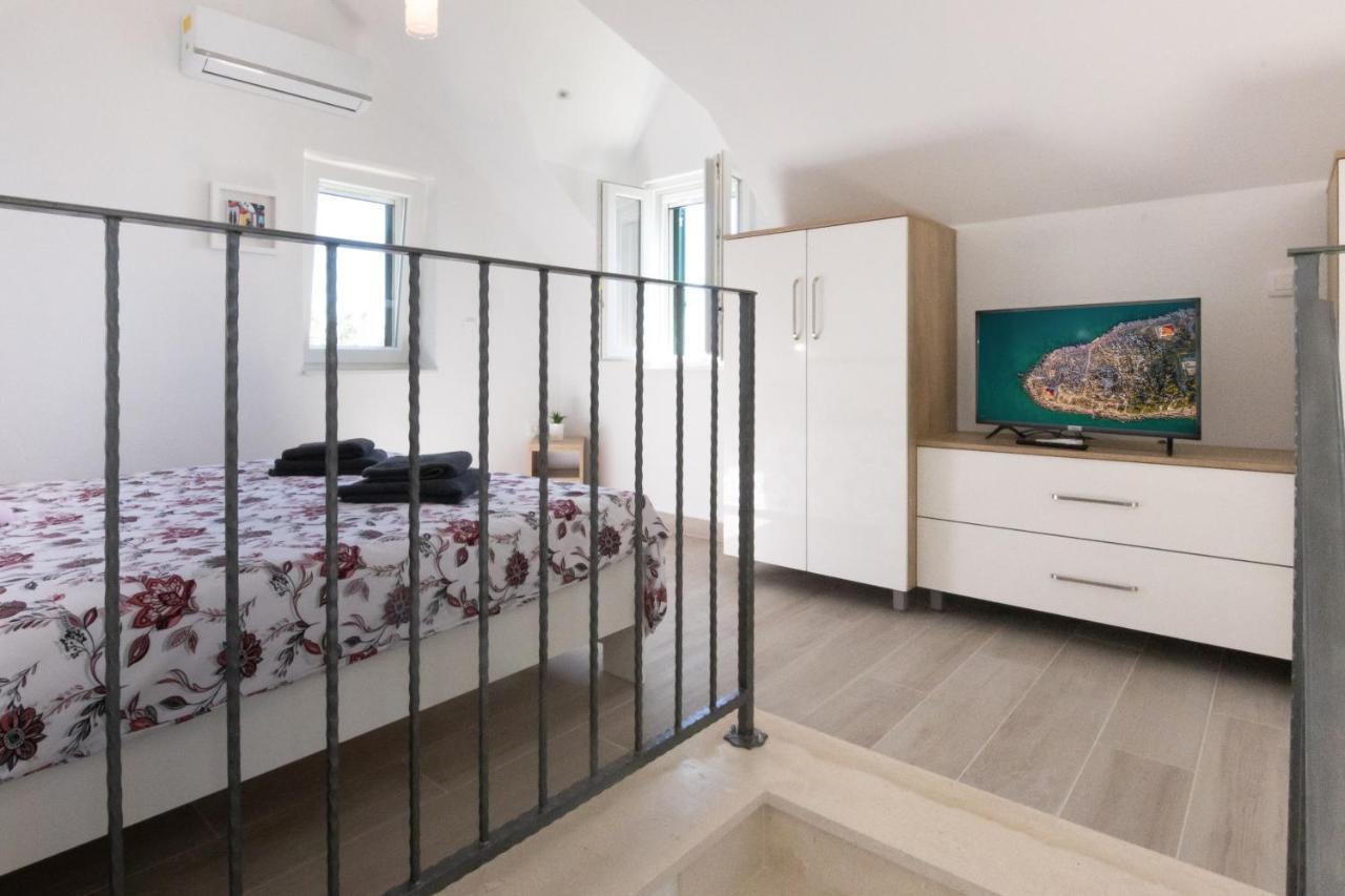 Villa Pelargonia Makarska Exteriör bild